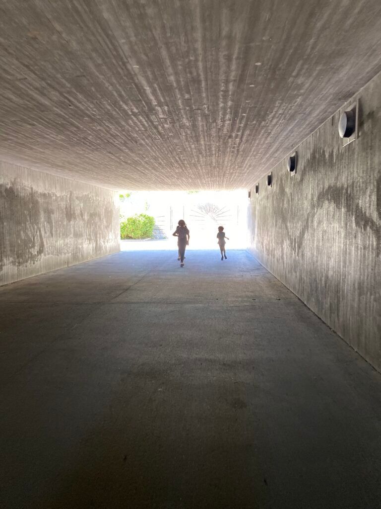 Tunnel